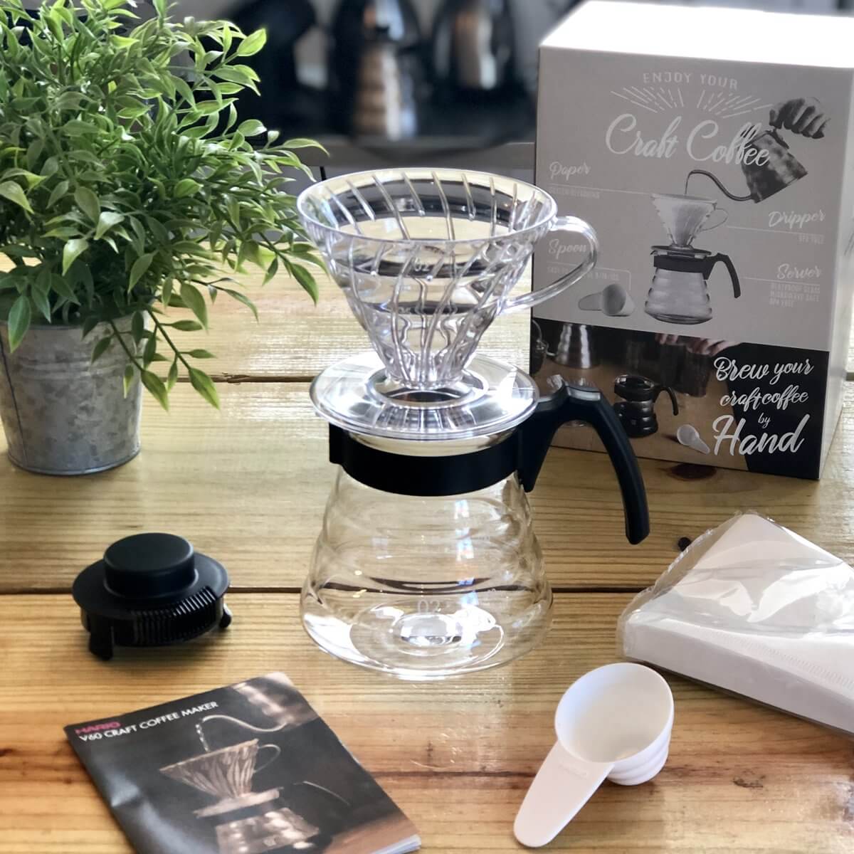 Hario V60-02 Pour-Over-Set – Komplettes Brüh-Set für Specialty Coffee
