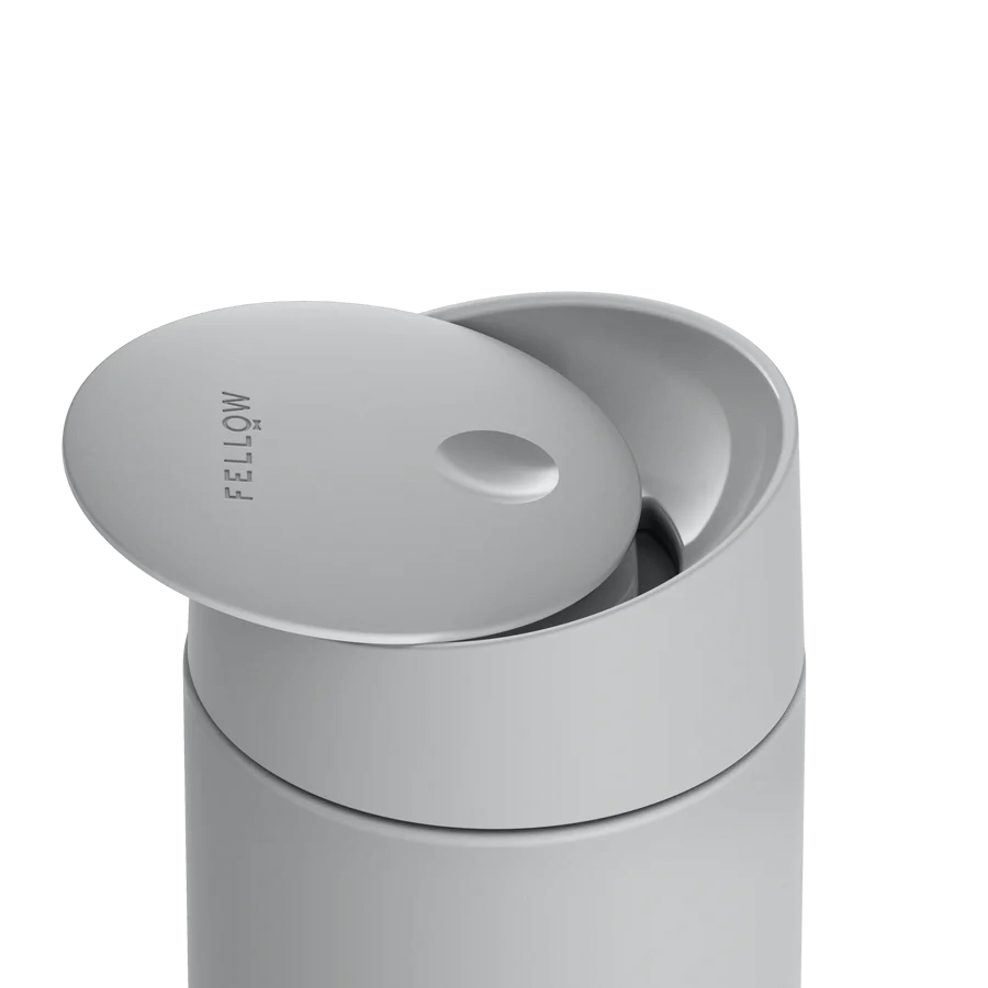 Fellow Carter Move Becher 473 ml – Slide-Lock-Deckel