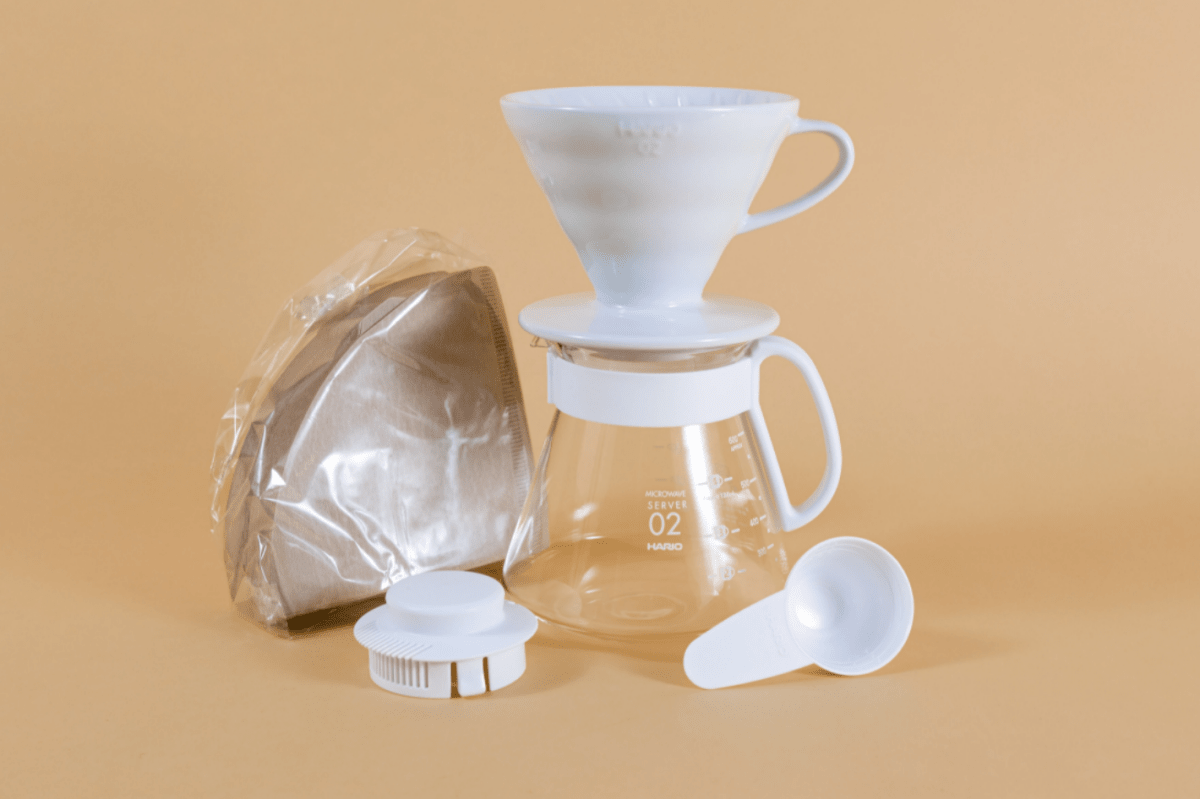 Hario V60-02 Pour-Over-Set – Komplettes Brüh-Set für Specialty Coffee