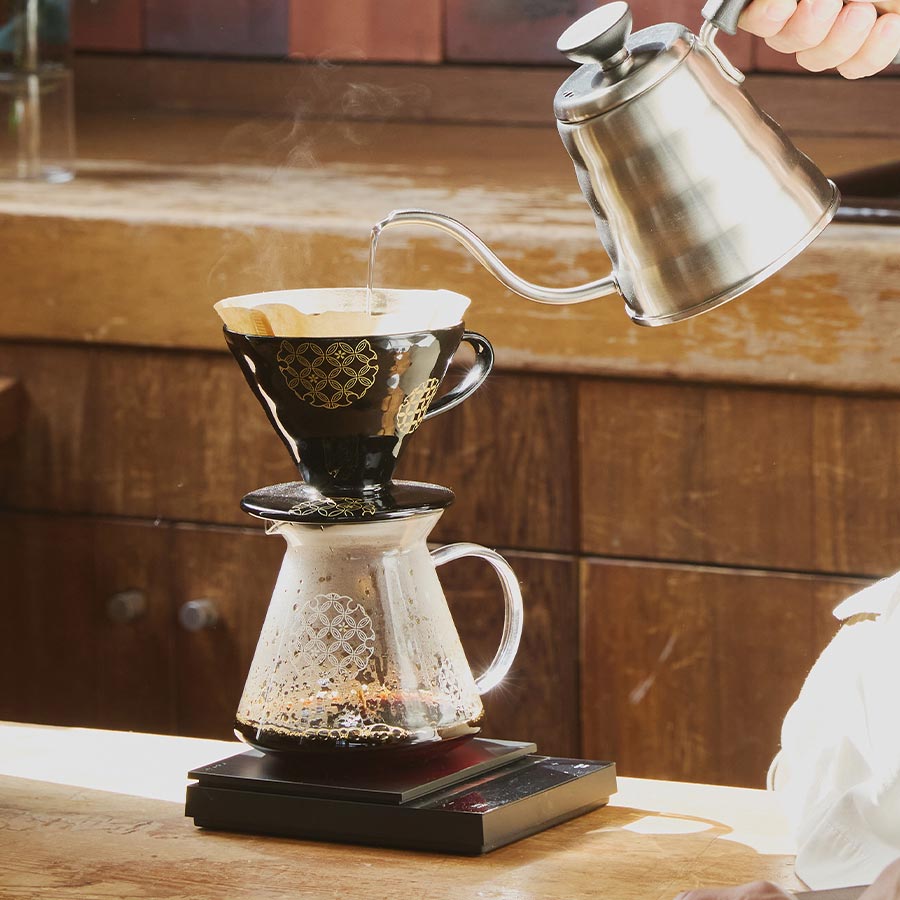 Hario AYA Series Ceramic V60 Dripper 02 Shippou - Waltberg Kaffee