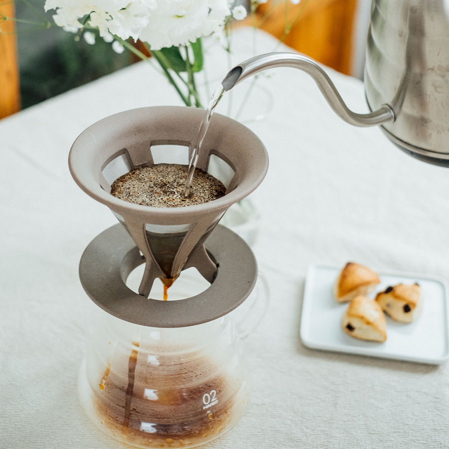 Hario Cafeor Dripper BATON 02 - Waltberg Kaffee