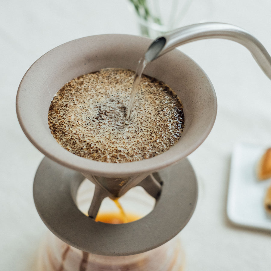 Hario Cafeor Dripper BATON 02 - Waltberg Kaffee