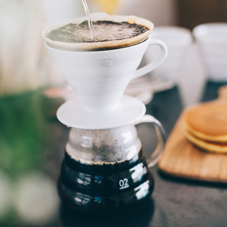Hario Coffee Dripper V60 02 Ceramic Bloom Serie