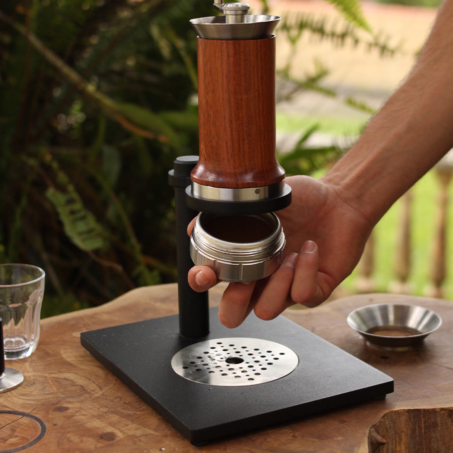 Aram Espresso Maker + Steel Support REDDISH - Kaffeezubehör