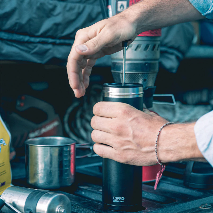 ESPRO P0 Ultralight Travel Coffee Press (Meteorite Black) - Kaffeezubehör